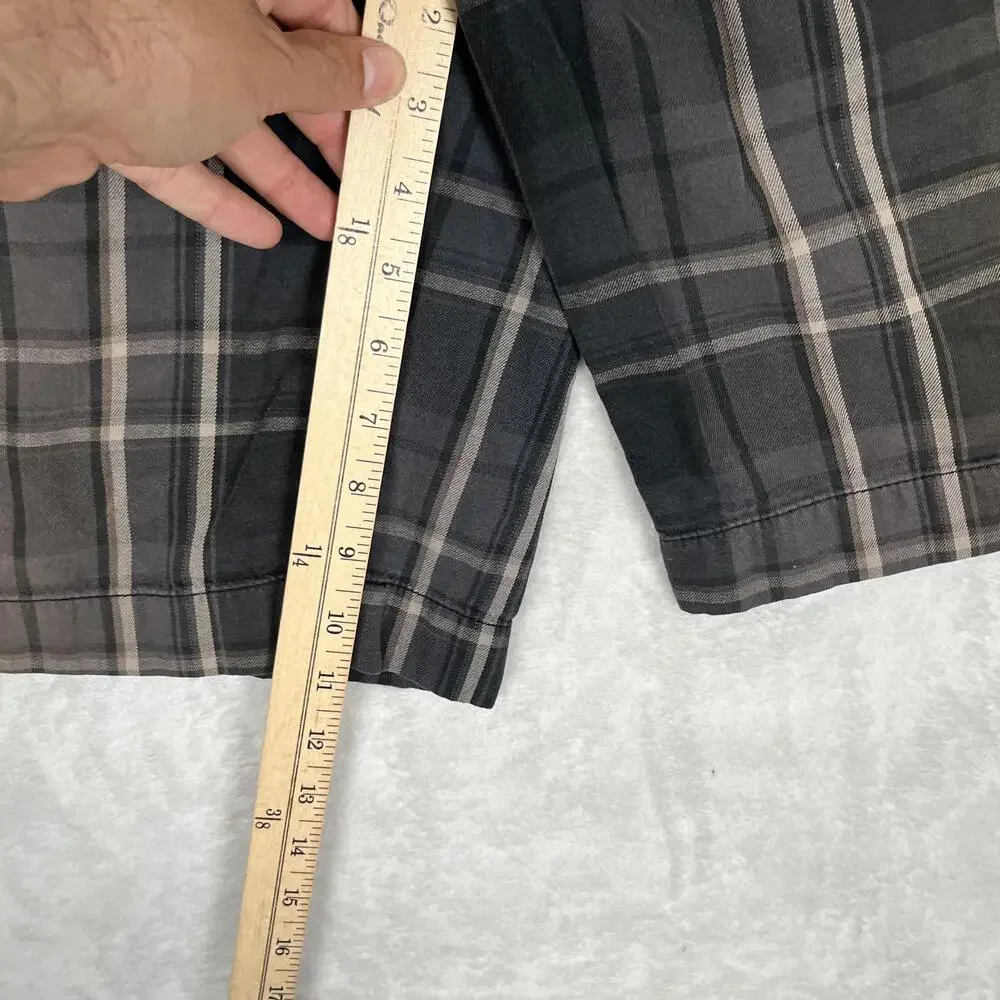 Vintage Mossimo Supply Co Cargo Shorts Mens 34 Gray Plaid 11 Inseam Utility Y2K